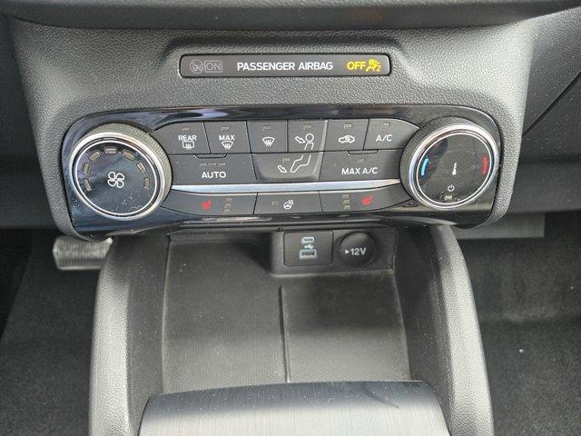 Photo of 2022 Carbonized Gray Metallic Ford Escape