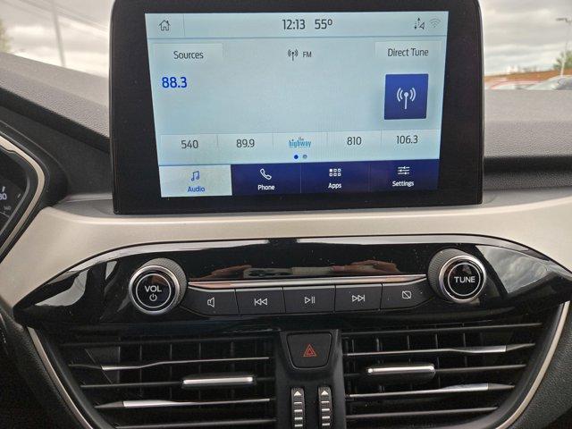 Photo of 2022 Carbonized Gray Metallic Ford Escape