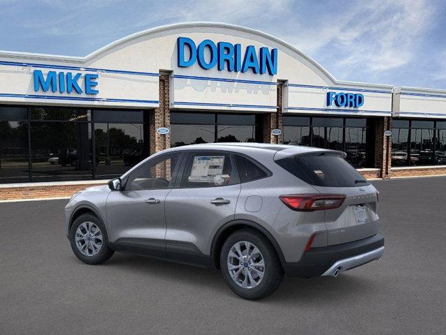 Photo of 2025 Carbonized Gray Metallic Ford Escape