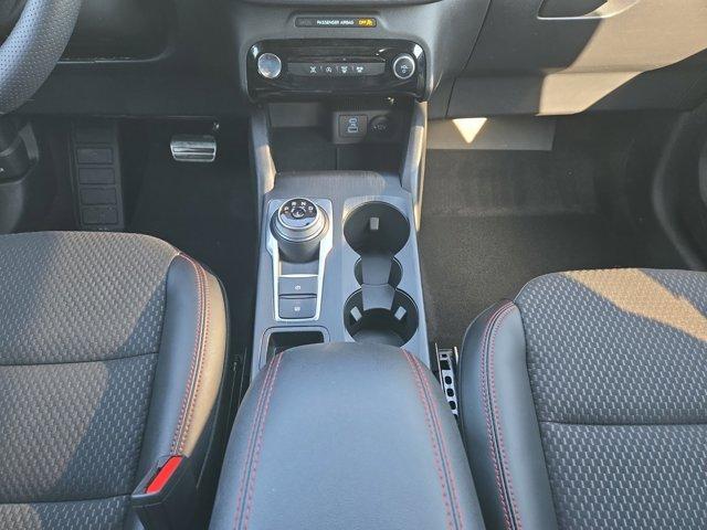 Photo of 2023 Oxford White Ford Escape