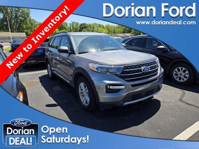 Photo of 2022 Carbonized Gray Metallic Ford Explorer