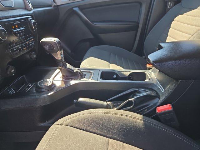 Photo of 2022 Hot Pepper Red Metallic Tinted Clearcoat Ford Ranger
