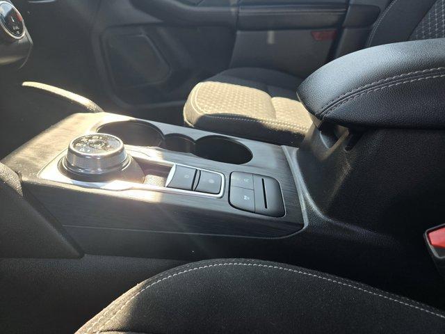 Photo of 2023 Oxford White Ford Escape