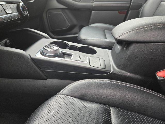 Photo of 2022 Rapid Red Metallic Tinted Clearcoat Ford Escape