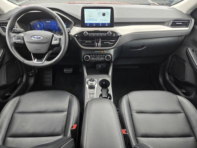 Photo of 2022 Rapid Red Metallic Tinted Clearcoat Ford Escape