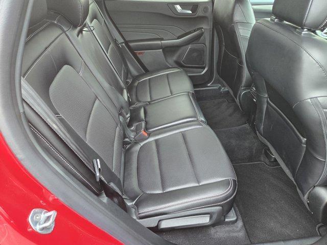 Photo of 2022 Rapid Red Metallic Tinted Clearcoat Ford Escape