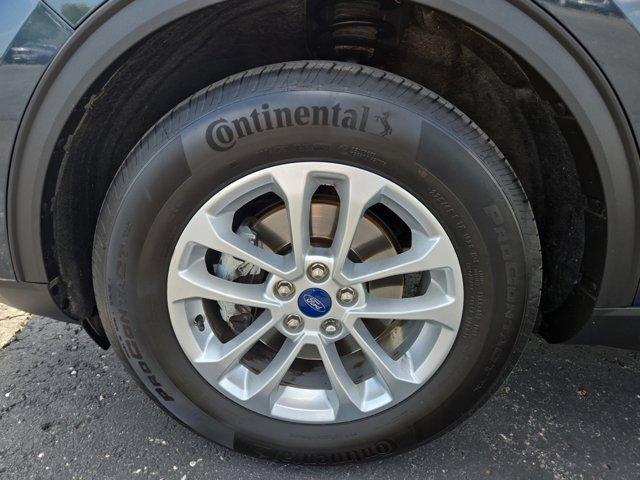 Photo of 2022 Stone Blue Metallic Ford Escape