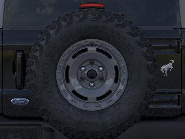 Photo of 2025 Shadow Black Ford Bronco