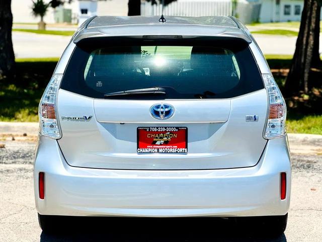 Photo of 2012 Classic Silver Metallic Toyota Prius v