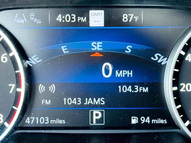 Photo of 2020 Pearl White Tricoat Nissan Maxima