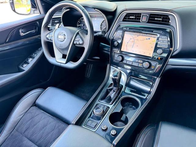 Photo of 2020 Pearl White Tricoat Nissan Maxima