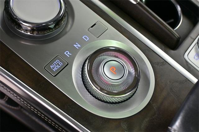 Photo of 2024 Alta White Genesis GV80