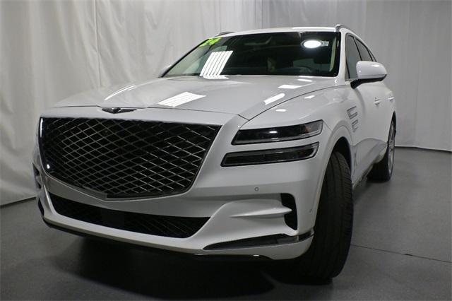 Photo of 2024 Alta White Genesis GV80