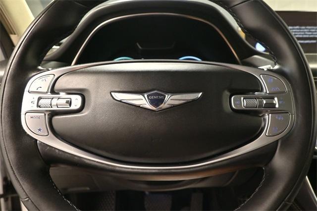 Photo of 2024 Alta White Genesis GV80
