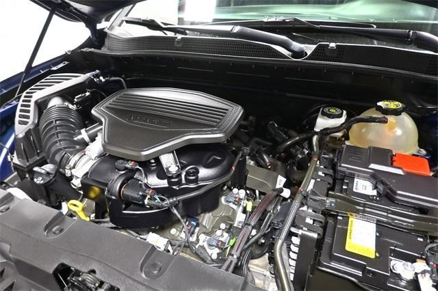 Photo of 2022 Blue Glow Metallic Chevrolet Blazer
