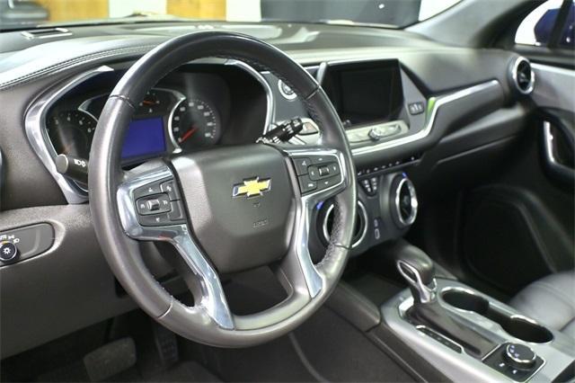 Photo of 2022 Blue Glow Metallic Chevrolet Blazer
