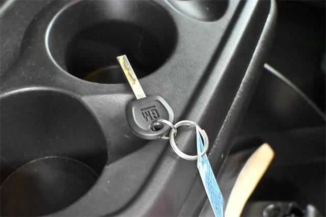 Photo of 2023 Summit White GMC Savana 2500