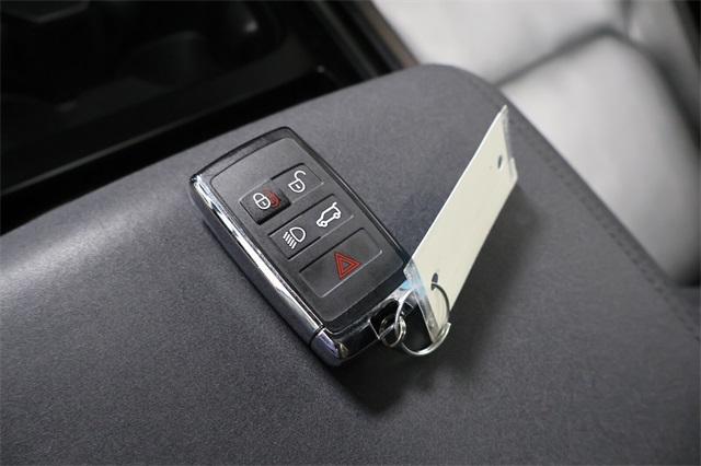 Photo of 2023 Santorini Black Land Rover Defender