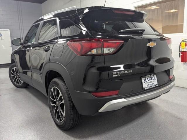 Photo of 2026 Mosaic Black Metallic Chevrolet Trailblazer