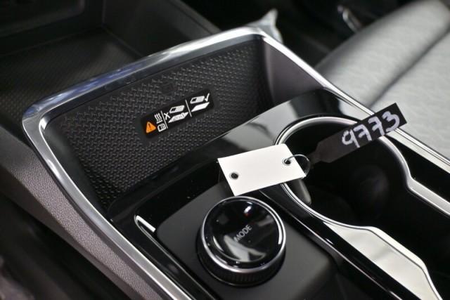 Photo of 2026 Mosaic Black Metallic Chevrolet Equinox