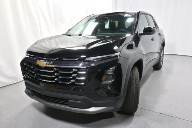Photo of 2026 Mosaic Black Metallic Chevrolet Equinox