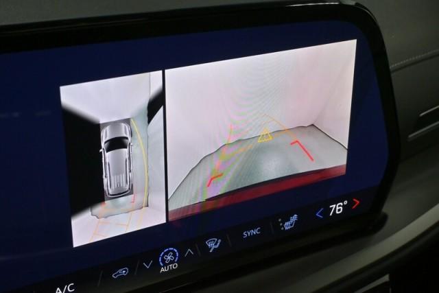 Photo of 2026 Radiant Red Chevrolet Traverse