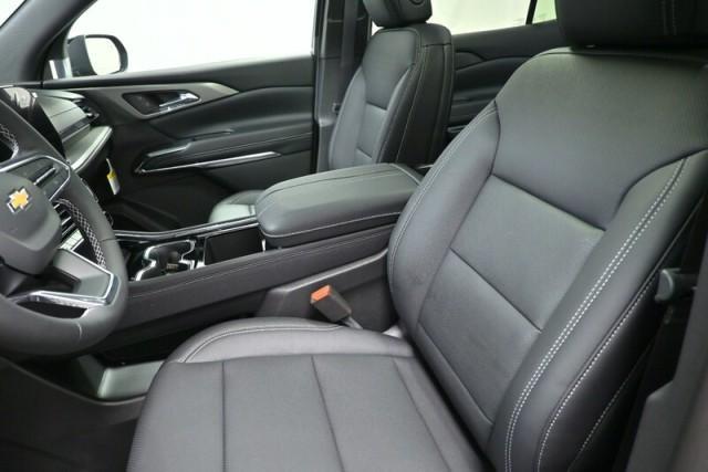 Photo of 2026 Radiant Red Chevrolet Traverse