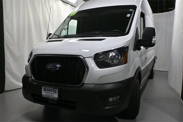 Photo of 2023 Oxford White Ford Transit-350