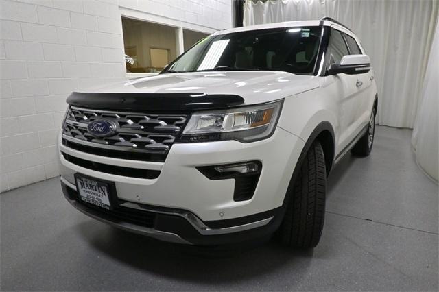 Photo of 2019 White Platinum Clearcoat Metallic Ford Explorer