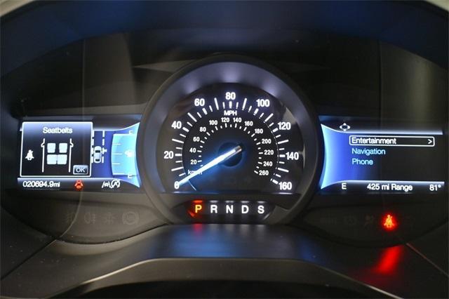 Photo of 2022 Oxford White Ford Edge