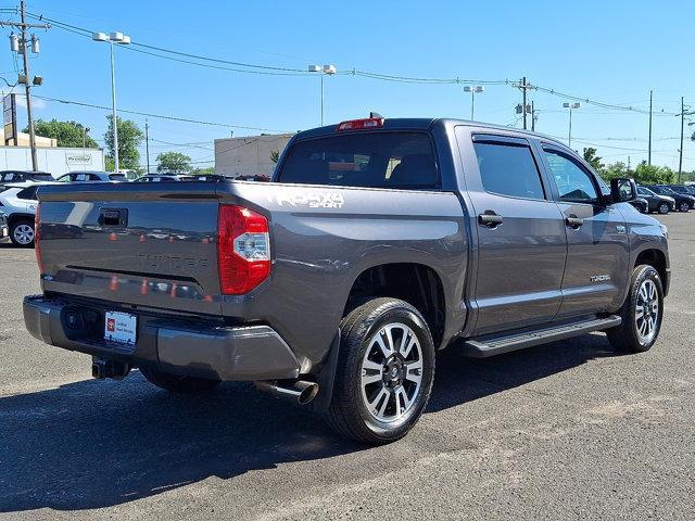 Photo of 2021 MAG GRY MET Toyota Tundra