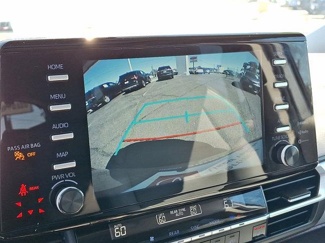 Photo of 2024 CELESTIAL SILV Toyota Sienna