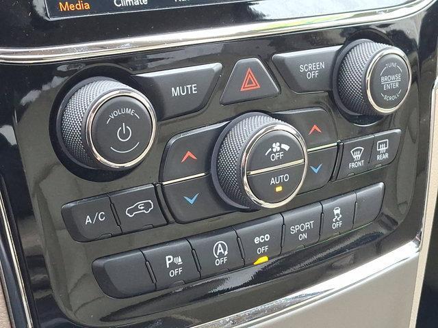 Photo of 2020 Velvet Red Pearlcoat Jeep Grand Cherokee