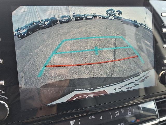 Photo of 2022 MIDNGT BLK MET Toyota Sienna