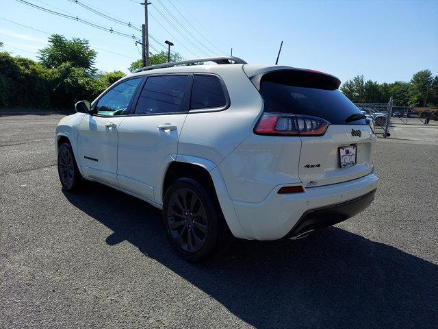 Photo of 2019 Pearl White Pearlcoat Jeep Cherokee