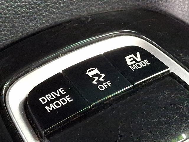 Photo of 2023 Ice Cap Toyota Corolla Hybrid
