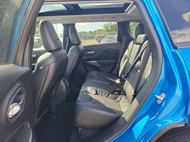 Photo of 2022 Hydro Blue Pearlcoat Jeep Cherokee