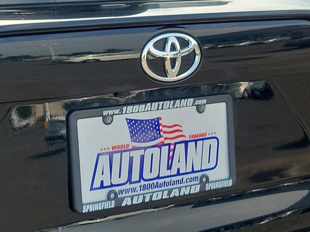 Photo of 2019 MIDNGT BLK MET Toyota RAV4
