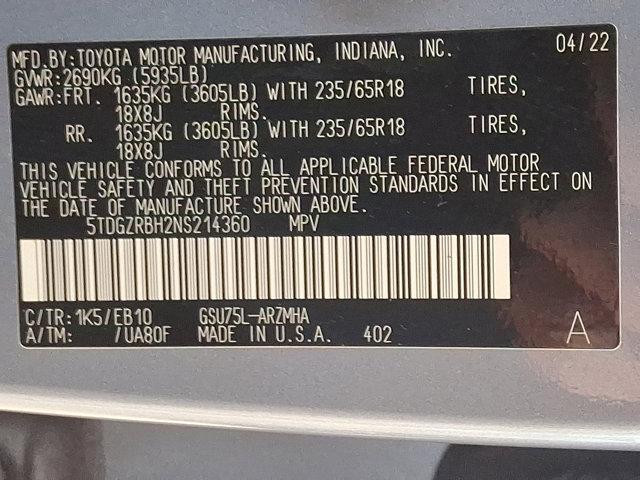 Photo of 2022 Moon Dust Toyota Highlander
