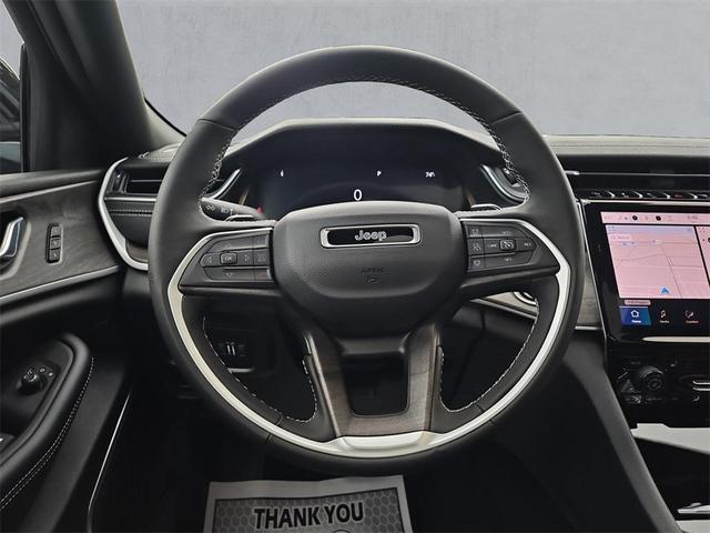 Photo of 2025 Diamond Black Jeep Grand Cherokee