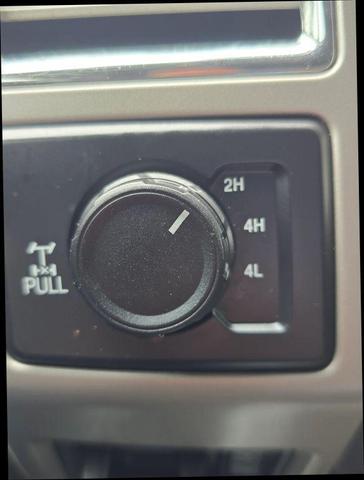 Photo of 2017 White Ford F-250