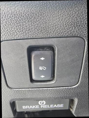 Photo of 2017 White Ford F-250