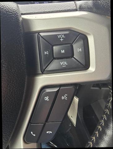 Photo of 2017 White Ford F-250
