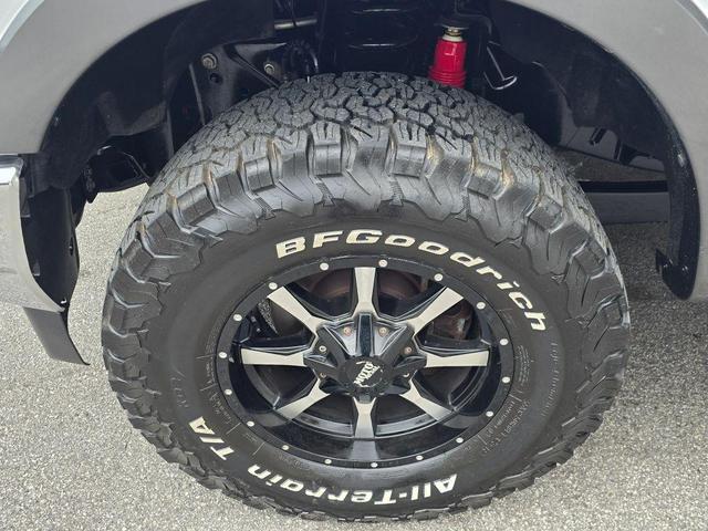 Photo of 2017 White Ford F-250
