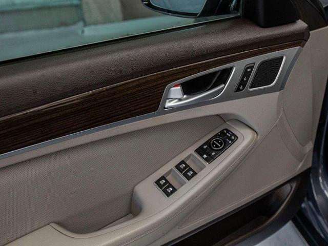 Photo of 2017 Patagonia Blue Metallic Genesis G80