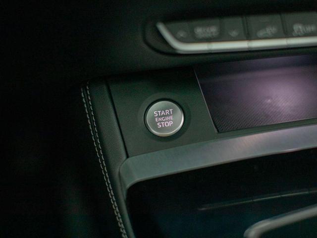 Photo of 2024 Mythos Black Metallic Audi Q5