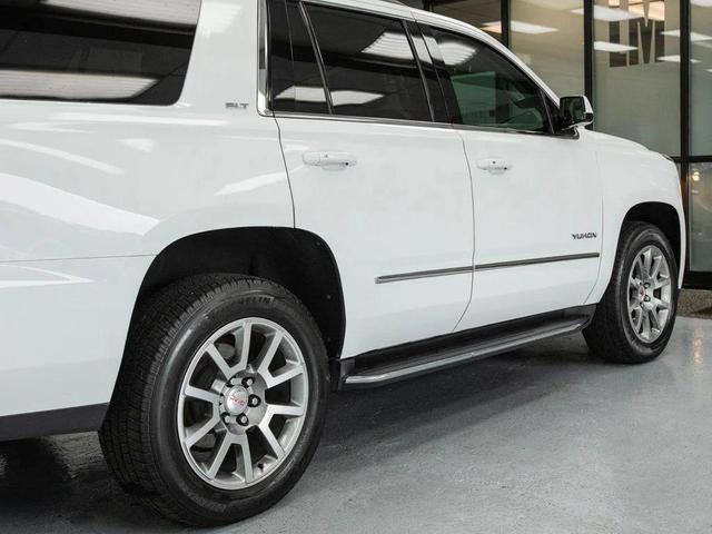 Photo of 2020 Summit White GMC Yukon