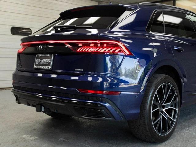 Photo of 2021 Navarra Blue Metallic Audi Q8