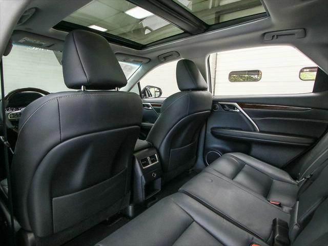 Photo of 2018 Eminent White Pearl Lexus RX 350