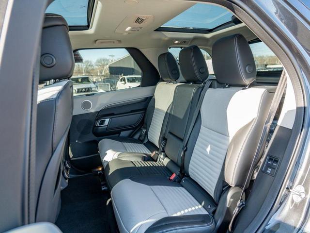 Photo of 2025 Carpathian Grey Land Rover Discovery